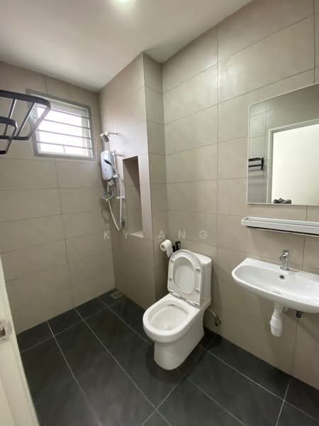 Rumah Teres untuk Disewa di Sepang (Selangor) - KY Ang - Bathroom - PropertyGuru.com.my