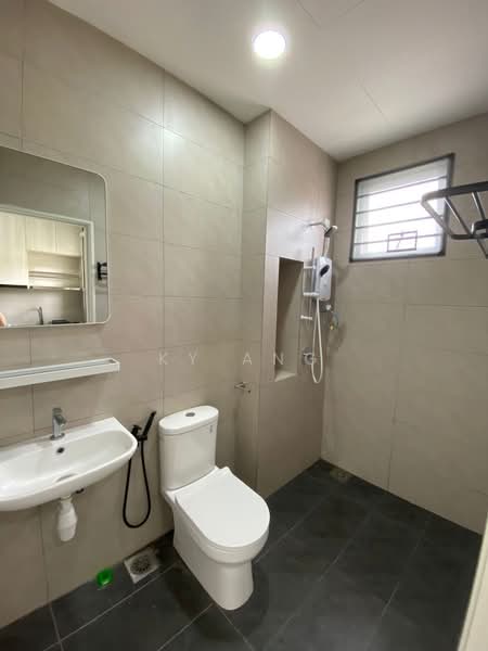 Rumah Teres untuk Disewa di Sepang (Selangor) - KY Ang - Bathroom - PropertyGuru.com.my
