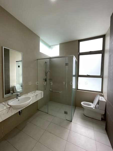 Rumah Banglo untuk Disewa di Ampang Hilir (Ampang) - Lucus Yong - Bathroom - PropertyGuru.com.my