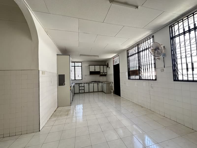 Semi-Detached House for Sale in Sungai Ara (Penang) - Jacyntha Lee - Kitchen - PropertyGuru.com.my