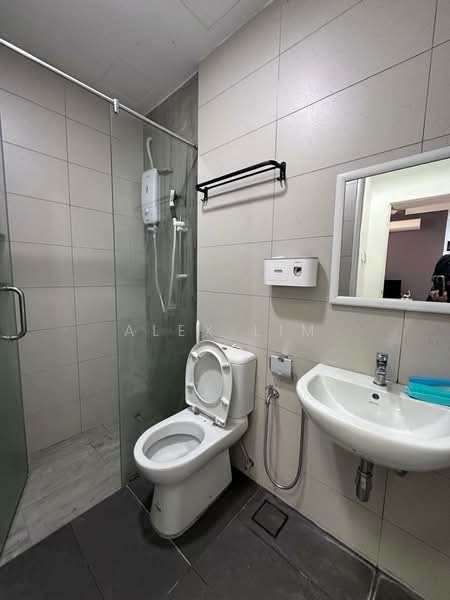 Servis Apartment untuk Disewa di Arte S - Alex Lim - Bathroom - PropertyGuru.com.my