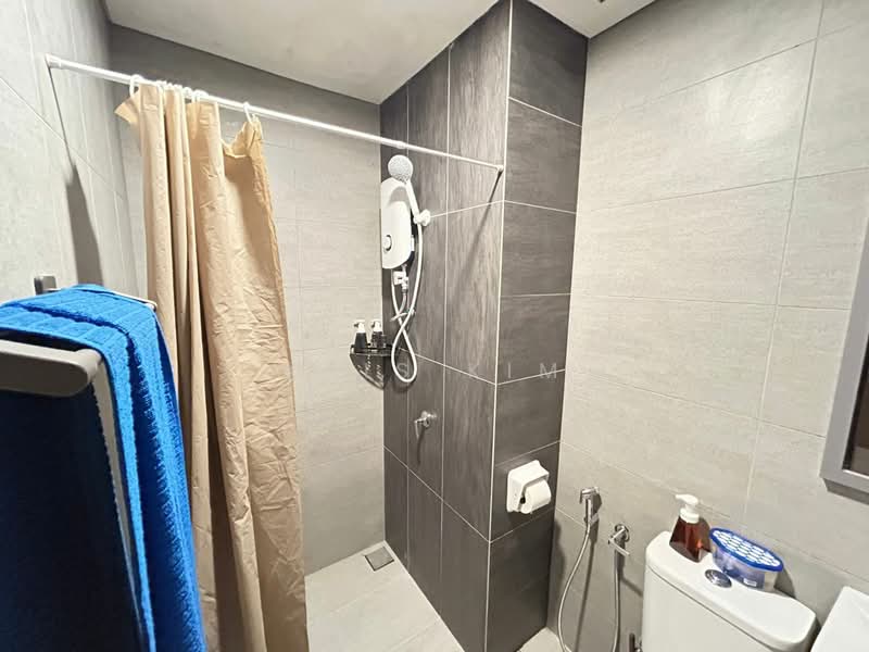 Service Residence for Rent at The New Duo @ Edumetro - Kris Kim - Bathroom - PropertyGuru.com.my
