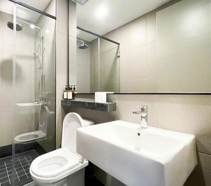 Service Residence for Rent at Bloomsvale Menara Vista Petaling - Tad Seng Kho - Bathroom - PropertyGuru.com.my