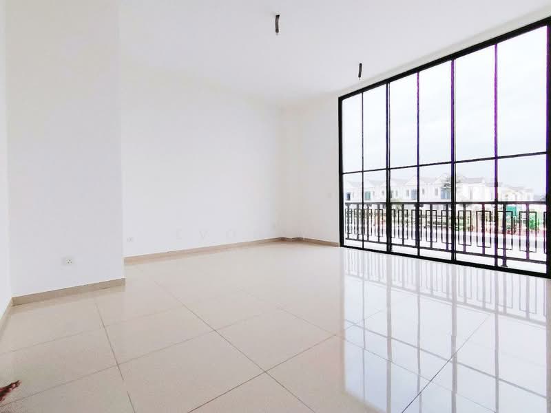 Rumah Teres 2 Tingkat untuk Dijual di Bandar Seri Alam (Masai) - Evon Yap - Living Room - PropertyGuru.com.my
