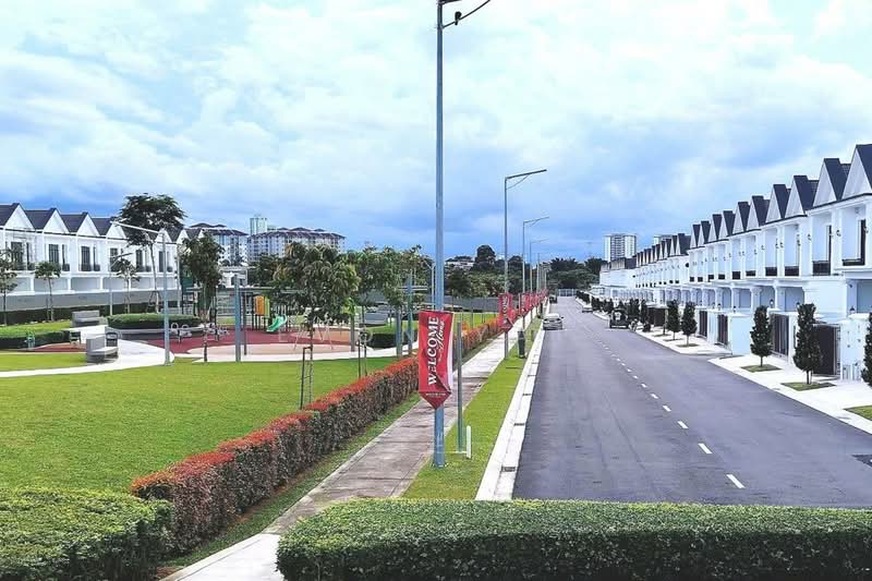 Rumah Teres 2 Tingkat untuk Dijual di Bandar Seri Alam (Masai) - Evon Yap - Exterior - PropertyGuru.com.my