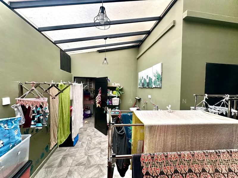 Rumah Teres 2 Tingkat untuk Dijual di Bukit Rahman Putra (Sungai Buloh) - Abid Sabarudin - PropertyGuru.com.my