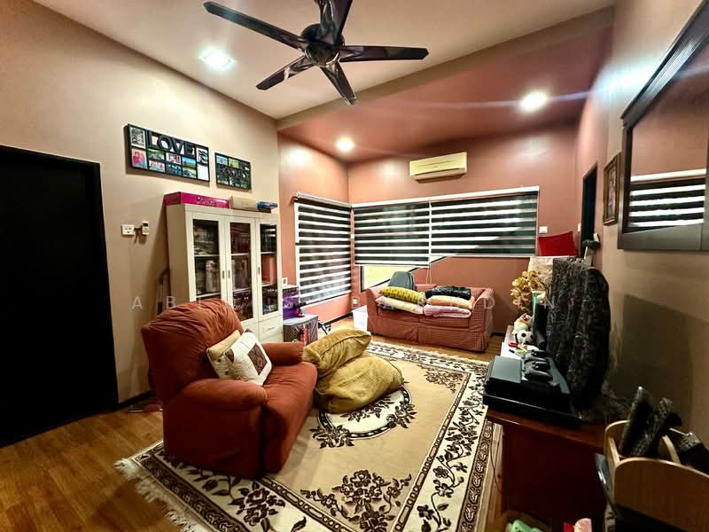 Rumah Teres 2 Tingkat untuk Dijual di Bukit Rahman Putra (Sungai Buloh) - Abid Sabarudin - PropertyGuru.com.my