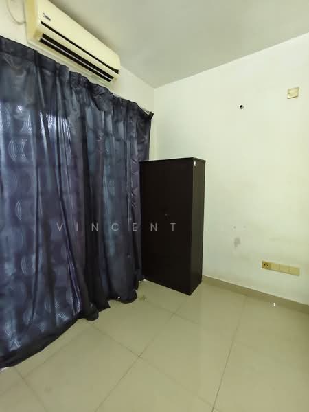 For Rent - Cyberia Crescent 1