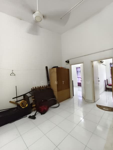For Rent - Cyberia Crescent 1
