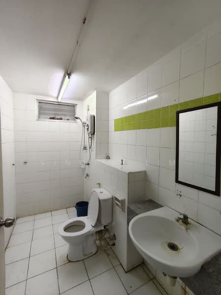 For Rent - Cyberia Crescent 1