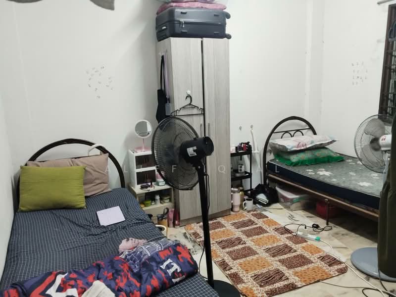 Rumah Flat untuk Dijual di Flat PKNS Section 7 - Aliff Iqbal - Bedroom - PropertyGuru.com.my