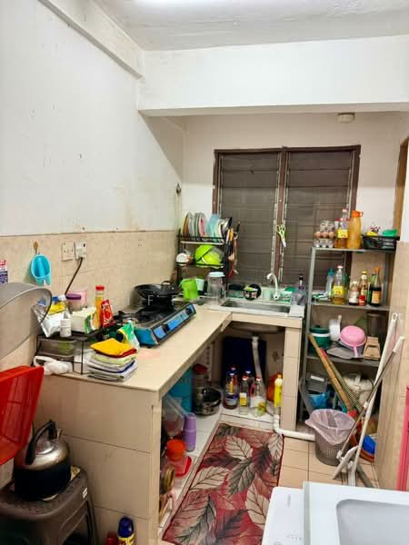 Rumah Flat untuk Dijual di Flat PKNS Section 7 - Aliff Iqbal - PropertyGuru.com.my