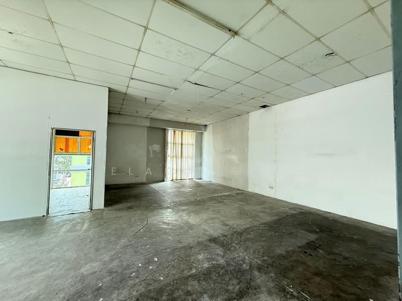 Factory for Rent in Kawasan Perindustrian Mount Austin (Tebrau) - Elaine Goh - Interior - PropertyGuru.com.my