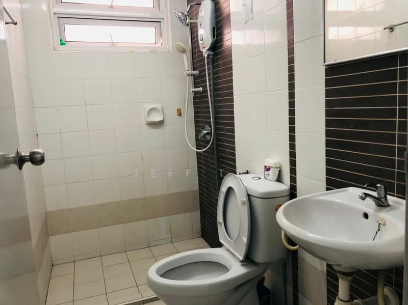 Condominium for Rent at The Spring - Jeff Tan - Bathroom - PropertyGuru.com.my