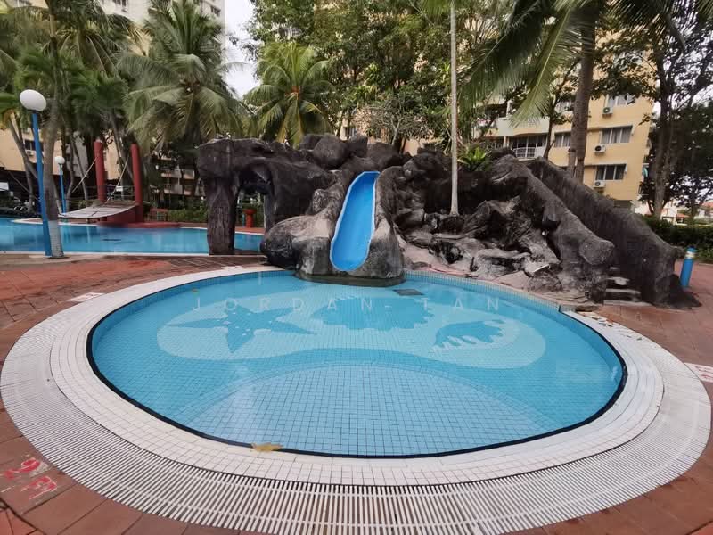 Kondominium untuk Dijual di Garden City Straits - Jordan Tan - Pool - PropertyGuru.com.my