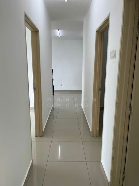 Servis Apartment untuk Disewa di ARC @ Austin Hills - Johnson Chong - Corridor - PropertyGuru.com.my