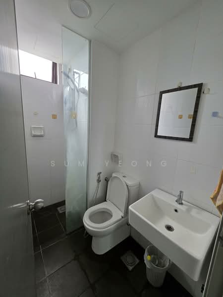Condominium for Sale at Unipark Condominium - Sum Yeong - Bathroom - PropertyGuru.com.my