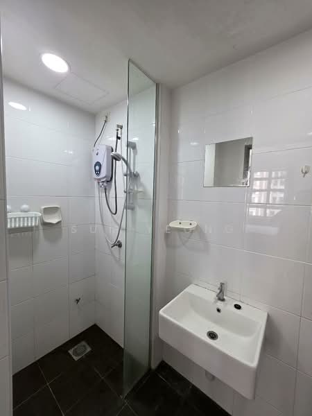 Condominium for Sale at Unipark Condominium - Sum Yeong - Bathroom - PropertyGuru.com.my