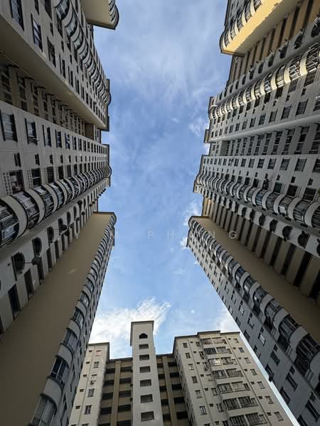 Pangsapuri untuk Dijual di Sri Intan 1 - Y M Phang - Exterior - PropertyGuru.com.my