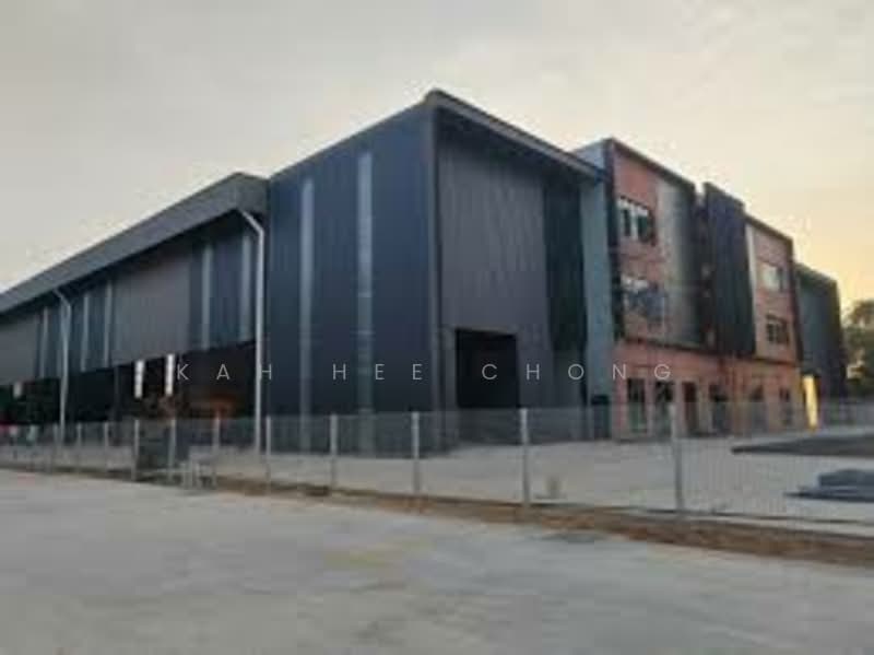 Semi-D Factory for Rent in Balakong (Selangor) - Kah Hee Chong - Exterior - PropertyGuru.com.my