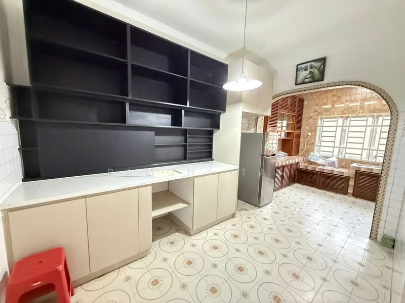 Rumah Teres 2 Tingkat untuk Disewa di Bukit Baru (Melaka) - Ramona Tan - Kitchen - PropertyGuru.com.my