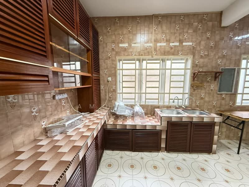 Rumah Teres 2 Tingkat untuk Disewa di Bukit Baru (Melaka) - Ramona Tan - Kitchen - PropertyGuru.com.my