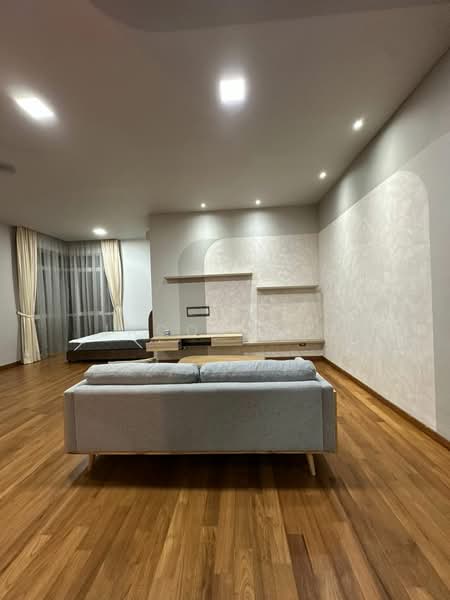 Kondominium untuk Disewa di The Pearl KLCC - Jacob Ong - Living Room - PropertyGuru.com.my