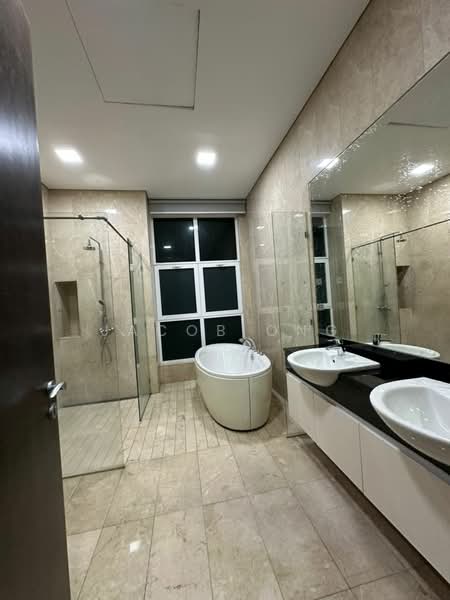 Kondominium untuk Disewa di The Pearl KLCC - Jacob Ong - Bathroom - PropertyGuru.com.my