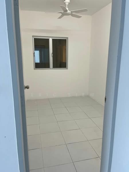 Condominium for Rent at Residensi Sateria - Eric Siew - Interior - PropertyGuru.com.my