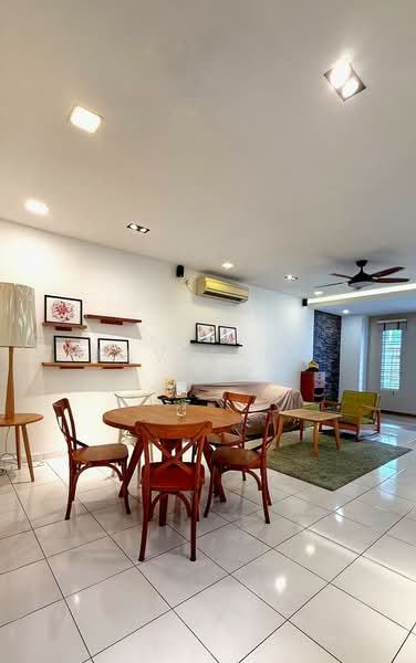 2-storey Terraced House for Sale in Setia Tropika (Johor Bahru) - Elvis Ku - Living Room - PropertyGuru.com.my