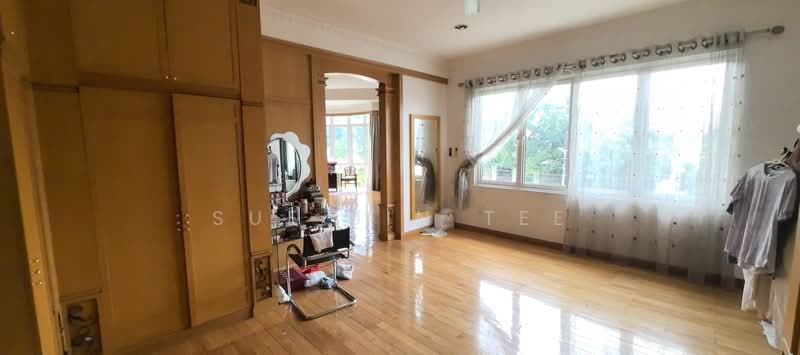 Rumah Banglo untuk Disewa di Taman Stulang Laut (Johor Bahru) - Sue Jin Tee - Bedroom - PropertyGuru.com.my