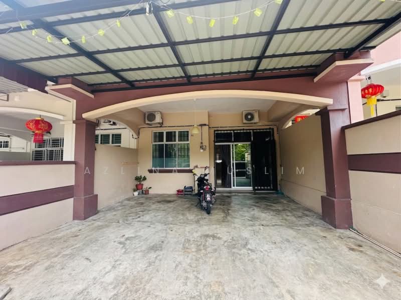Rumah Teres 1 Tingkat untuk Dijual di Kluang (Johor) - Azlina Muslim - Exterior - PropertyGuru.com.my