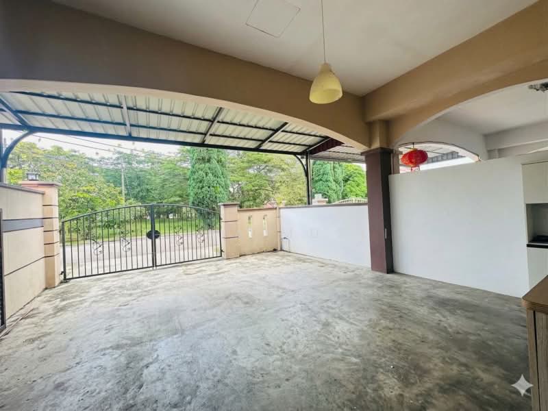 Rumah Teres 1 Tingkat untuk Dijual di Kluang (Johor) - Azlina Muslim - Exterior - PropertyGuru.com.my
