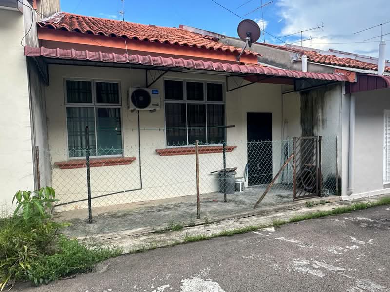 Rumah Teres 1 Tingkat untuk Dijual di Kluang (Johor) - Azlina Muslim - PropertyGuru.com.my