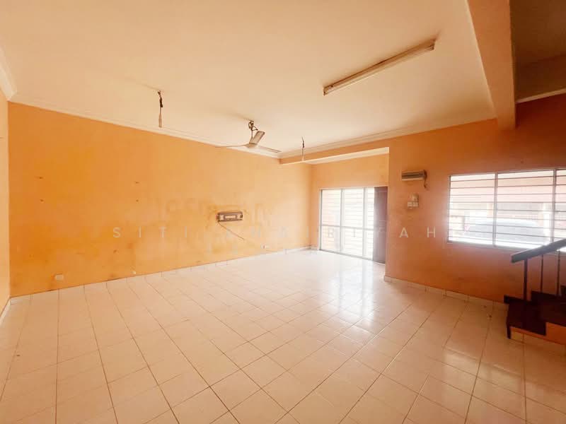 Rumah Teres 2 Tingkat untuk Dijual di Sungai Buloh (Selangor) - SITI KHAIRIYAH JAAFAR - PropertyGuru.com.my