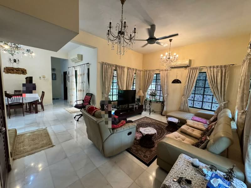 Rumah Berkembar untuk Dijual di Ampang Jaya (Ampang) - YK. Ho - Living Room - PropertyGuru.com.my