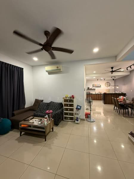 Cluster House for Sale in Johor Bahru (Johor) - Max Loh - Living Room - PropertyGuru.com.my