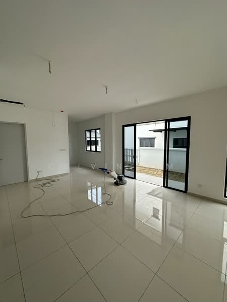 Semi-Detached House for Sale in Shah Alam (Selangor) - Calvin Lim - Living Room - PropertyGuru.com.my