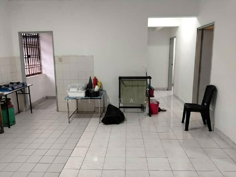 Apartment for Sale at Sri Putra Apartment - Melinda Ee - Kitchen - PropertyGuru.com.my