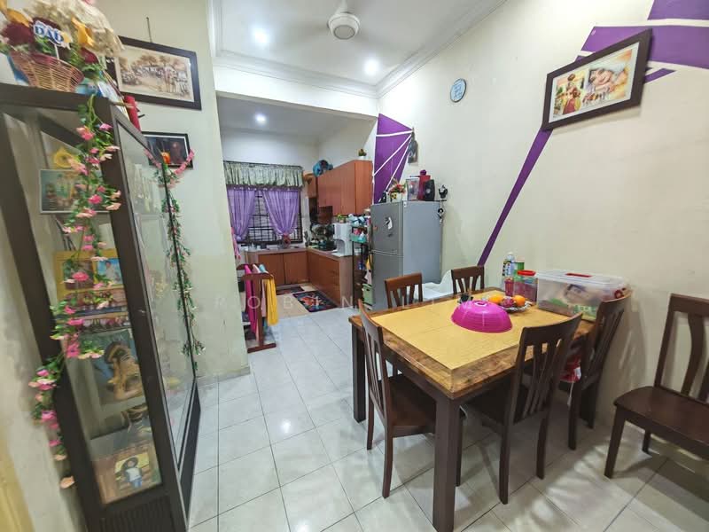 1-storey Terraced House for Sale in Skudai (Johor) - Robin Lim - Dining Room - PropertyGuru.com.my