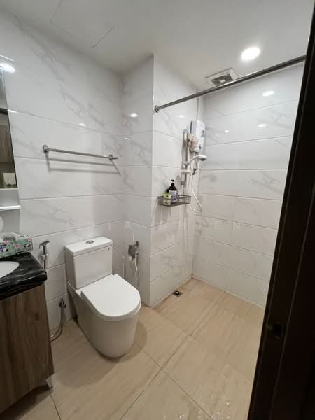 Service Residence for Rent at Country Garden Central Park - Chia Shien Lim - Bathroom - PropertyGuru.com.my
