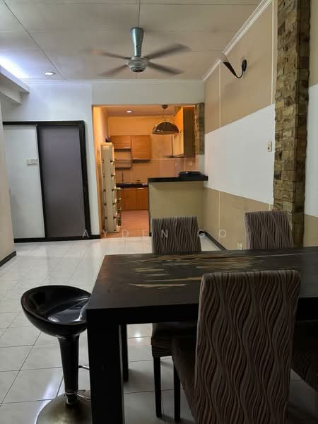 Kondominium untuk Dijual di Indah Condominium - Ayden Go - Kitchen - PropertyGuru.com.my