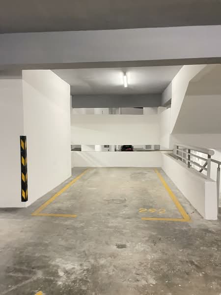 Servis Apartment untuk Disewa di MIRAI Residences - Kimmy Lee - Car Park - PropertyGuru.com.my