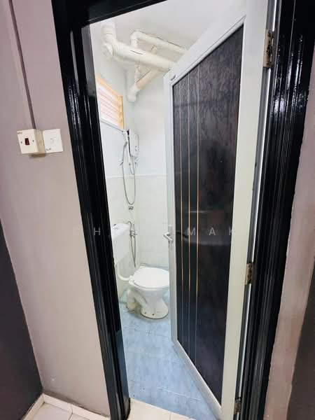 Apartment for Rent at Villa Krystal @ Bandar Selesa Jaya - Chloe Mak - Bathroom - PropertyGuru.com.my
