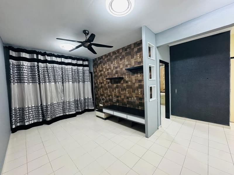 Apartment for Rent at Villa Krystal @ Bandar Selesa Jaya - Chloe Mak - Living Room - PropertyGuru.com.my