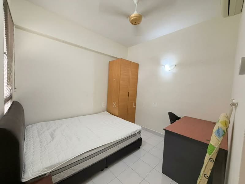 Kondominium untuk Disewa di Gurney Park Condominium - Alex Lim - Bedroom - PropertyGuru.com.my