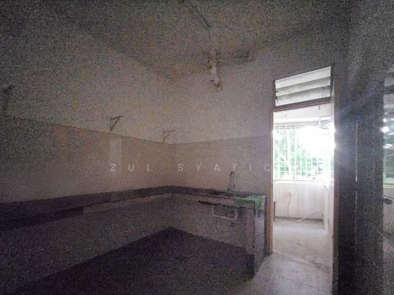 Apartment for Sale at Taman Setia Balakong - Zul Syafiq - Kitchen - PropertyGuru.com.my