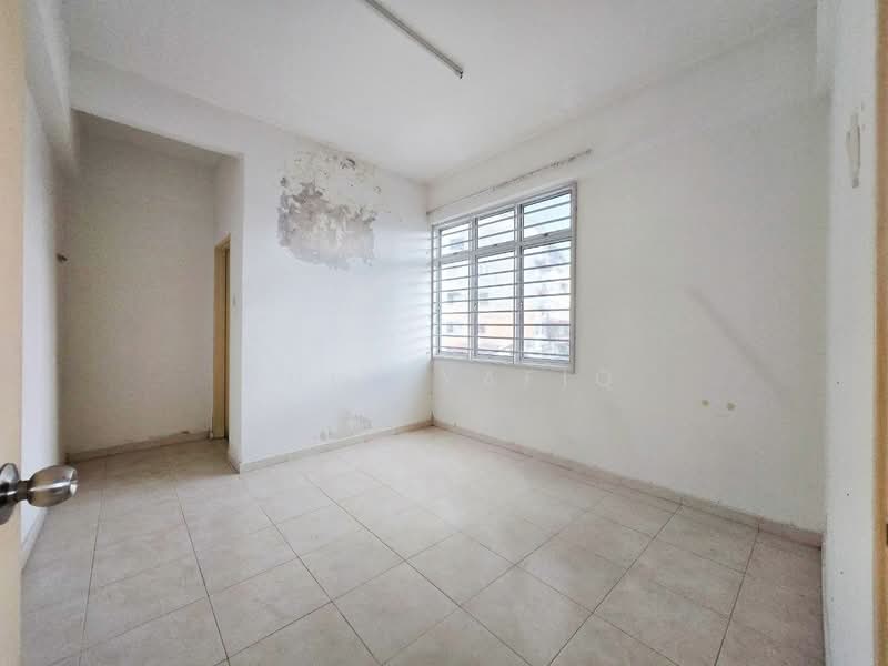 Apartment for Sale at Taman Setia Balakong - Zul Syafiq - Interior - PropertyGuru.com.my
