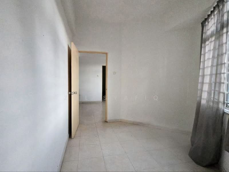 Apartment for Sale at Taman Setia Balakong - Zul Syafiq - Interior - PropertyGuru.com.my