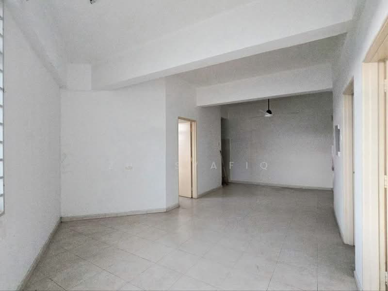 Apartment for Sale at Taman Setia Balakong - Zul Syafiq - Living Room - PropertyGuru.com.my